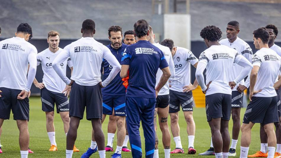 Valencia vs Rayo Vallecano ver en vivo formaciones cuándo es dónde