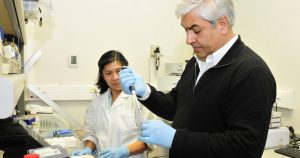 Científico chileno es el nuevo integrante de la Academia de Ciencias de EE.UU.