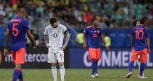 Argentina se queda sin ideas y Colombia la vence