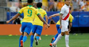 Brasil despierta y barre con Perú