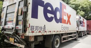 China baraja sumar a FedEx a su lista negra tras el impasse con Huawei