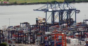 La guerra comercial golpea los ingresos del Canal de Panamá