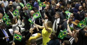 Riesgosa euforia en Brasil tras los avances en la reforma de pensiones