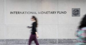 FMI vuelve a revisar a la baja el pronóstico de crecimiento mundial