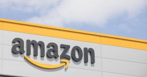 Amazon dice a inversionistas que las entregas en un día tienen un costo