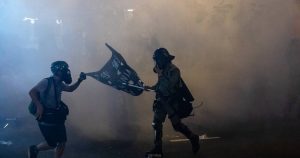 China culpa a EE.UU. por la violencia en las protestas de Hong Kong