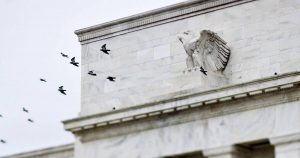 La Fed baja la tasa por segunda vez seguida y aparecen señales de división