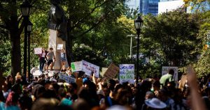 Protestas en torno al cambio climático aumentan en Nueva York a la espera de líderes