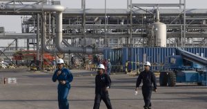 Capacidad petrolera saudí se recupera más rápido de lo esperado