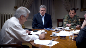[VIDEO] Reunión del Presidente Piñera, ministros y general Iturriaga