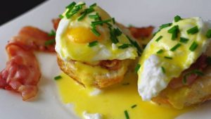 Un brunch con huevos benedictinos