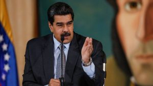 Maduro propone un inusual acuerdo de petróleo por deuda