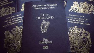 Irlanda emite récord de pasaportes ante la inminencia del Brexit