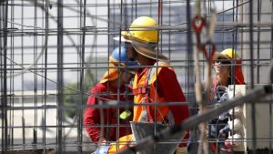 Construcción prevé desplome de la inversión y desempleo sectorial de 12%