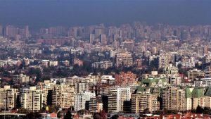 Santiago enfrenta su mayor desaceleración inmobiliaria desde 2008