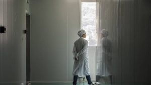 China toma medidas ante el contagio de un virus mortal a trabajadores de la salud