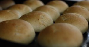 La historia del pan chileno amasado en 120 entrevistas