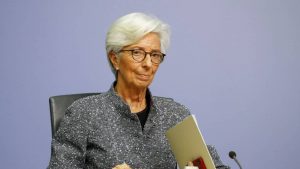 BCE establece que el 50% de sus nuevos cargos sea ocupado por mujeres