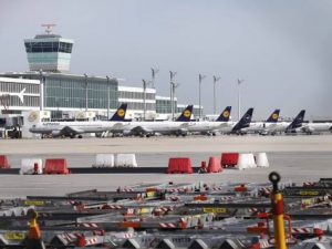 Rescates a aerolíneas europeas implican ajustes ecológicos y alzas de tarifas