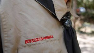 En medio de su quiebra, Boy Scouts enfrenta 10 mil denuncias por abuso sexual