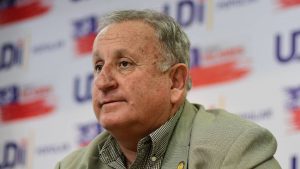 El senador Durana se une a la rebelión en Chile Vamos y anuncia su apoyo al retiro del 10%