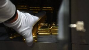Los inversionistas recomiendan comprar oro, oro y más oro