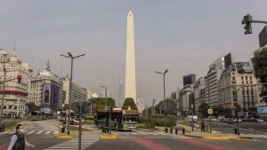 Argentina buscará un nuevo programa del FMI