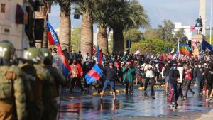 Chile al pizarrón: Harvard transforma el estallido social en un caso de estudio