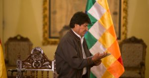 Por qué Evo Morales juega doble ahora en La Haya por el Silala