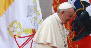 Obispos latinoamericanos cierran filas detrás de Francisco