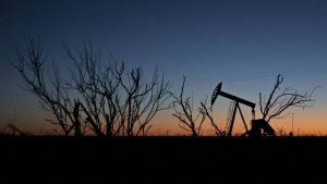 Signo de los tiempos: Rockefeller ya no quiere saber nada del petróleo