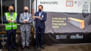 La vacuna china de Sinovac llega a 78% de efectividad en Brasil