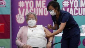 Proceso de vacunación contra el covid-19 en Chile