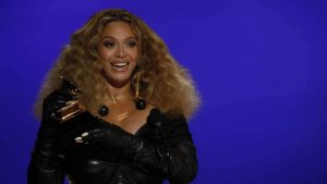 Beyoncé hace historia en los Grammy 2021