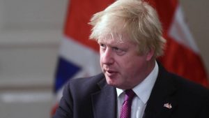 Qué hay tras el ataque del artífice del Brexit a Boris Johnson