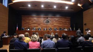 El reemplazo de Brahm: Romero y Fernández surgen como candidatos a presidir el TC