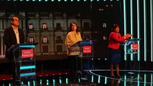 La Araucanía, pensiones y economía marcaron el debate de los candidatos de Unidad Constituyente