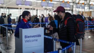 Gobierno actualiza restricciones en fronteras con tres aeropuertos habilitados