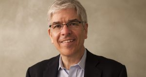 Premio Nobel advierte que las expectativas de una crisis están frenando la inversión