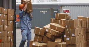 Ni las cajas de cartón se salvan de la guerra comercial