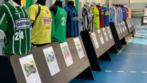 Día del Padre: camisetas usadas por leyendas del fútbol se exhibirán en Huechuraba
