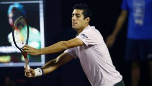 Cristian Garin se instala en tercera ronda de Wimbledon tras vencer a Grenier