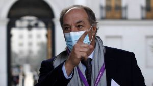 Juan Sutil espera que el Gobierno se querelle contra Llaitul por robo de madera