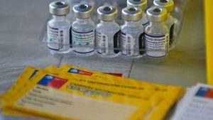 ISP amplía rango etario para vacunas contra Covid desde los seis meses