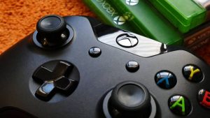 Xbox anuncia que mantendrá su precio ante la subida del valor de PlayStation