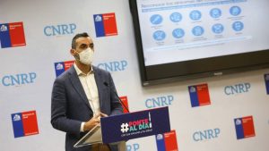 Subsecretario de Salud y deuda con clínicas: Fonasa es 