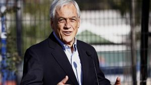 Expresidente Piñera tras emitir voto: 