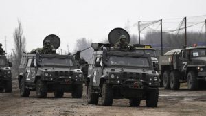 Rusia inicia movilización de 300 mil soldados y Ucrania rechaza referéndums independentistas