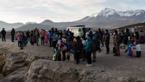 ¿Qué regiones concentran mayoritariamente la población migrante en Chile?