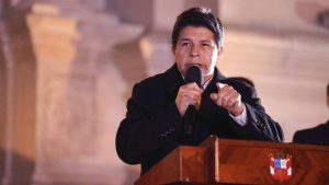 Ola de renuncias en gobierno de Perú tras decisión de Pedro Castillo de disolver el Congreso